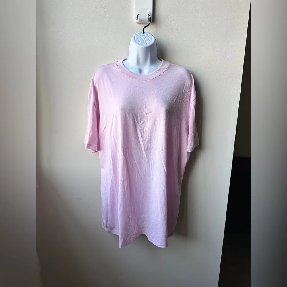 SKIMS Limited Edition Cherry Blossom Boyfriend T-Shirt, Size XL - Picture 4 of 10